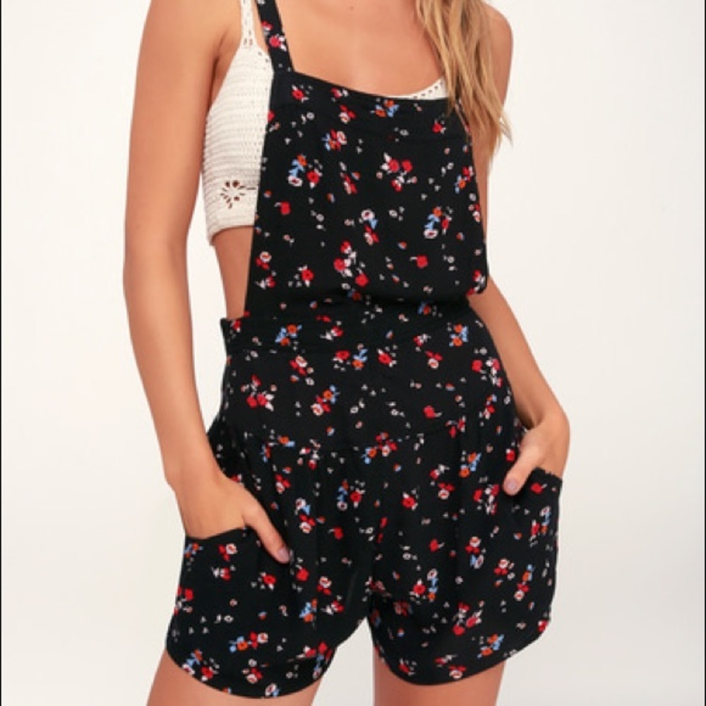 Free People Sweet in the Streets Black Floral Print Short Overalls large NWT